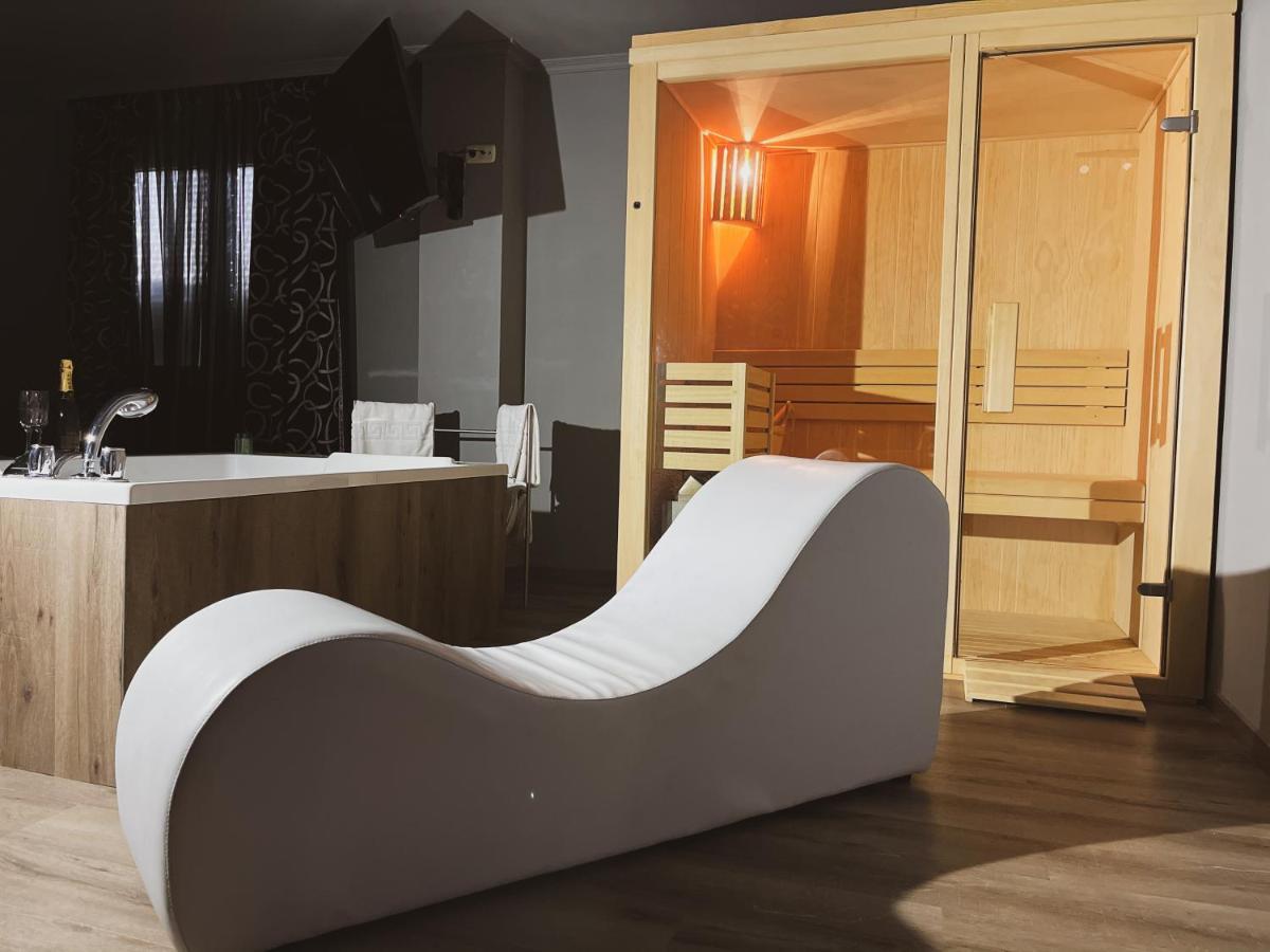 La Siesta Motel Villamarciel ภายนอก รูปภาพ