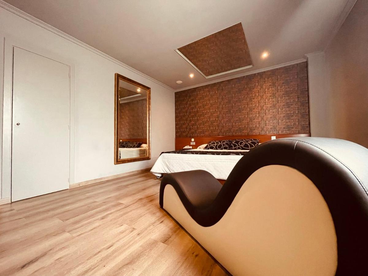 La Siesta Motel Villamarciel ภายนอก รูปภาพ