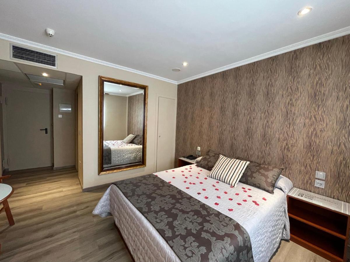 La Siesta Motel Villamarciel ภายนอก รูปภาพ