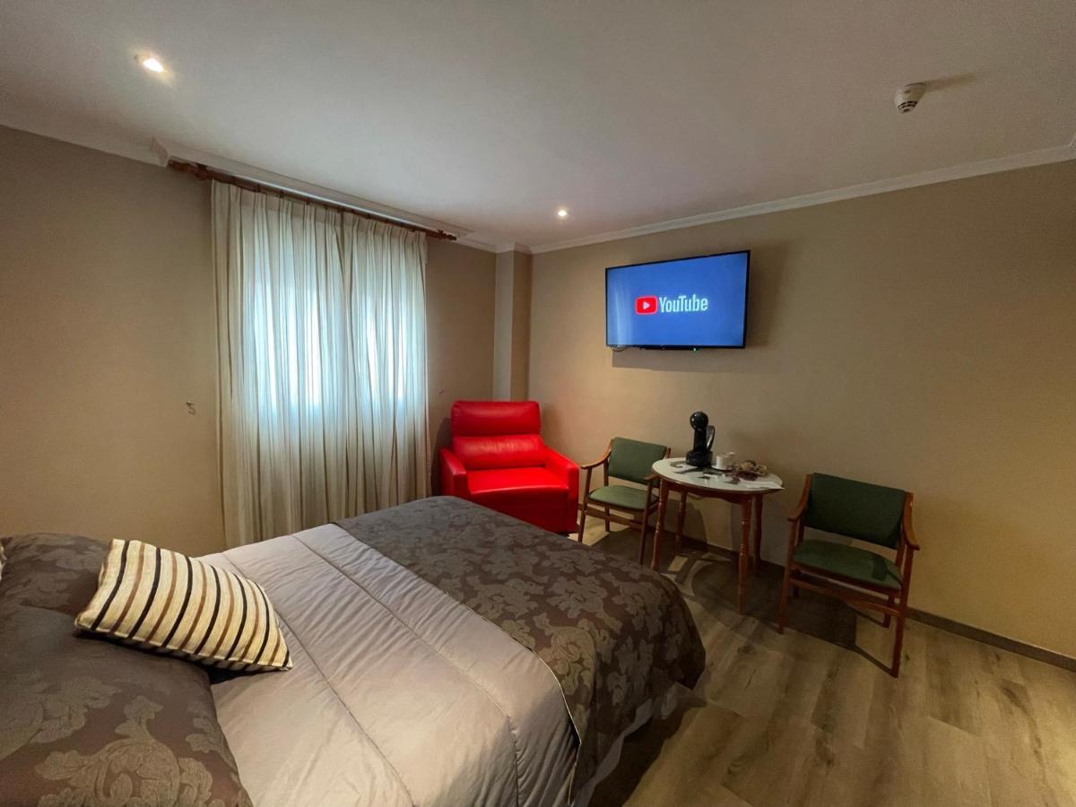 La Siesta Motel Villamarciel ภายนอก รูปภาพ